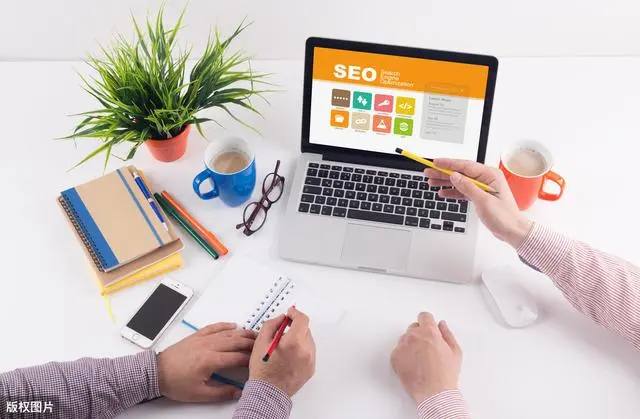 大学生用天花万自制特摄短剧